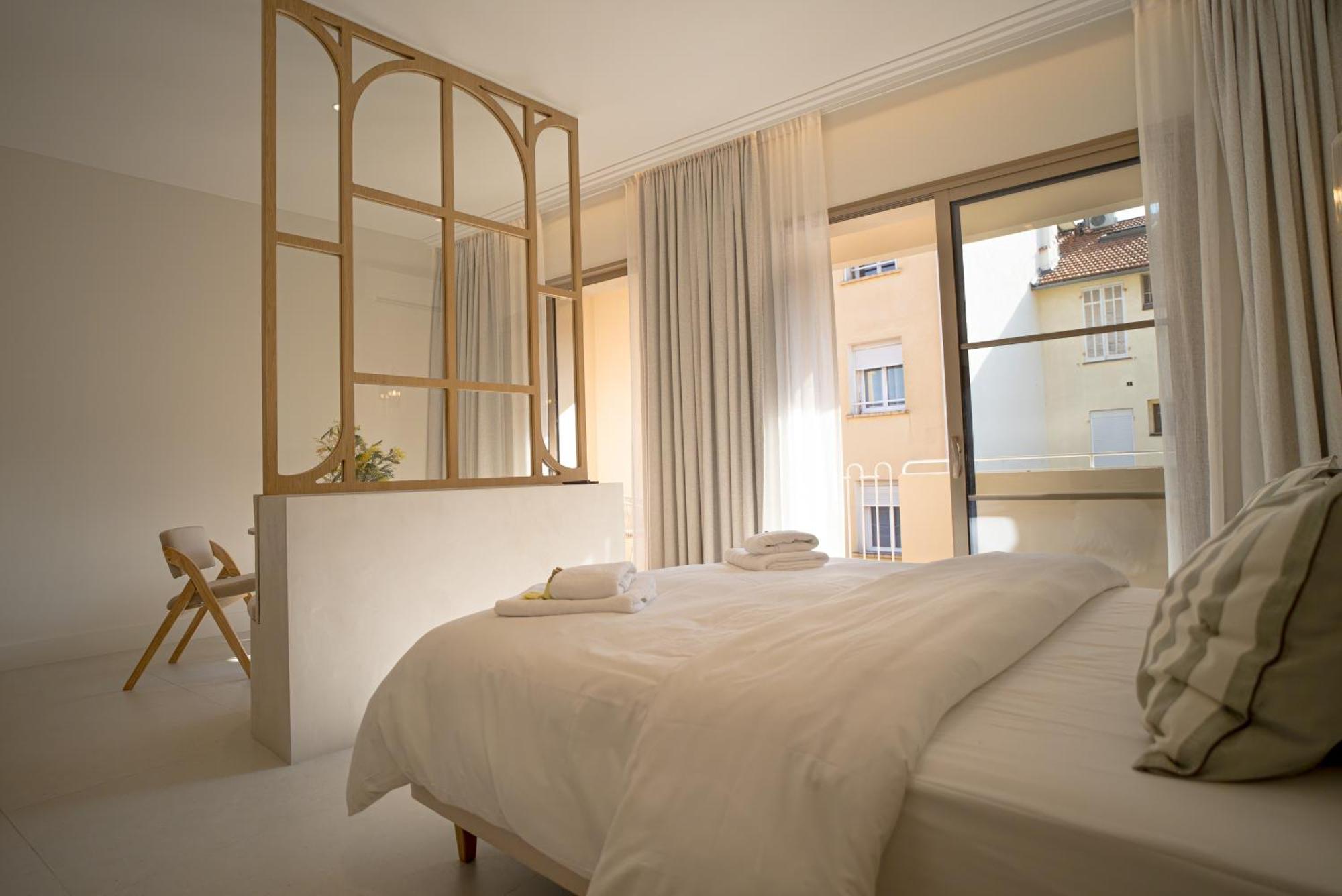 Studios Raffines Avec Terrasses - Plages, Ville Et Gare A Pied - Maison Raphael Saint-Raphaël Exteriér fotografie